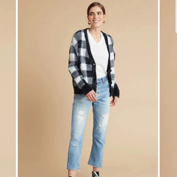 Bella Dahl Sweaters - Bella Dahl Sweater Cardigan In White and Black Plaid